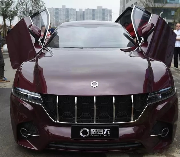 武汉地质资源环境工业技术研究院氢能碳纤维"格罗夫"乘用车首辆样车在